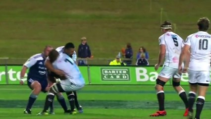 Nonu et Kaino distribuent les caramels