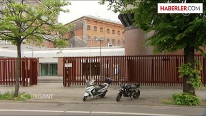 Polisin Aradığı İki Cezaevi Firarisinden Biri Türk