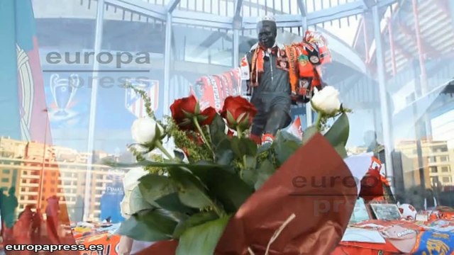 Enrique Cerezo rinde homenaje a Eusebio