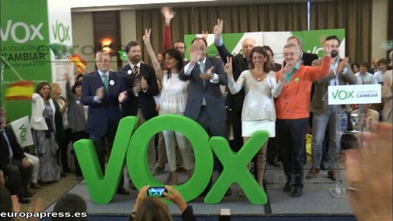 Vox señala la necesidad de un nuevo escenario político