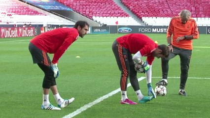 Ligue des Champions: pression avant la finale Real-Atletico