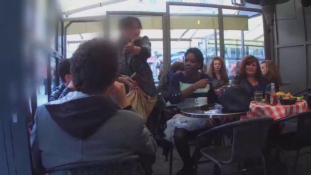 Cam Clash : Surpoids au restaurant