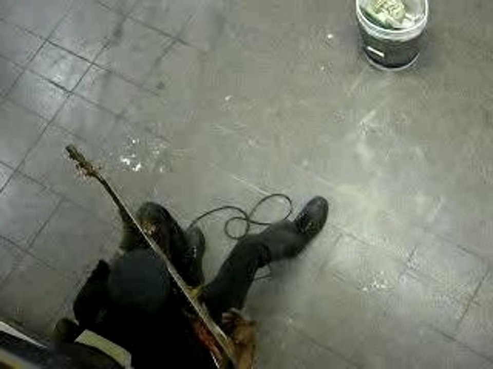 Musicien dans le metro New Yorkais.