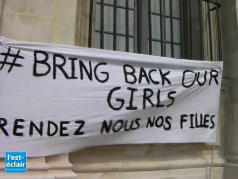 Bring back ou girls : 70 personnes mobilisées à Troyes