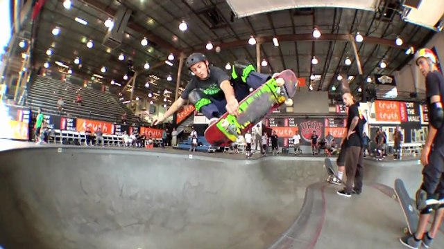 Vans Pool Party 2014 Yardsale - Skateboard