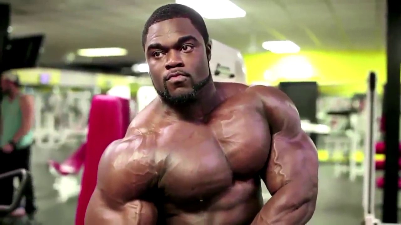 Brandon Curry Prep Pump Pose