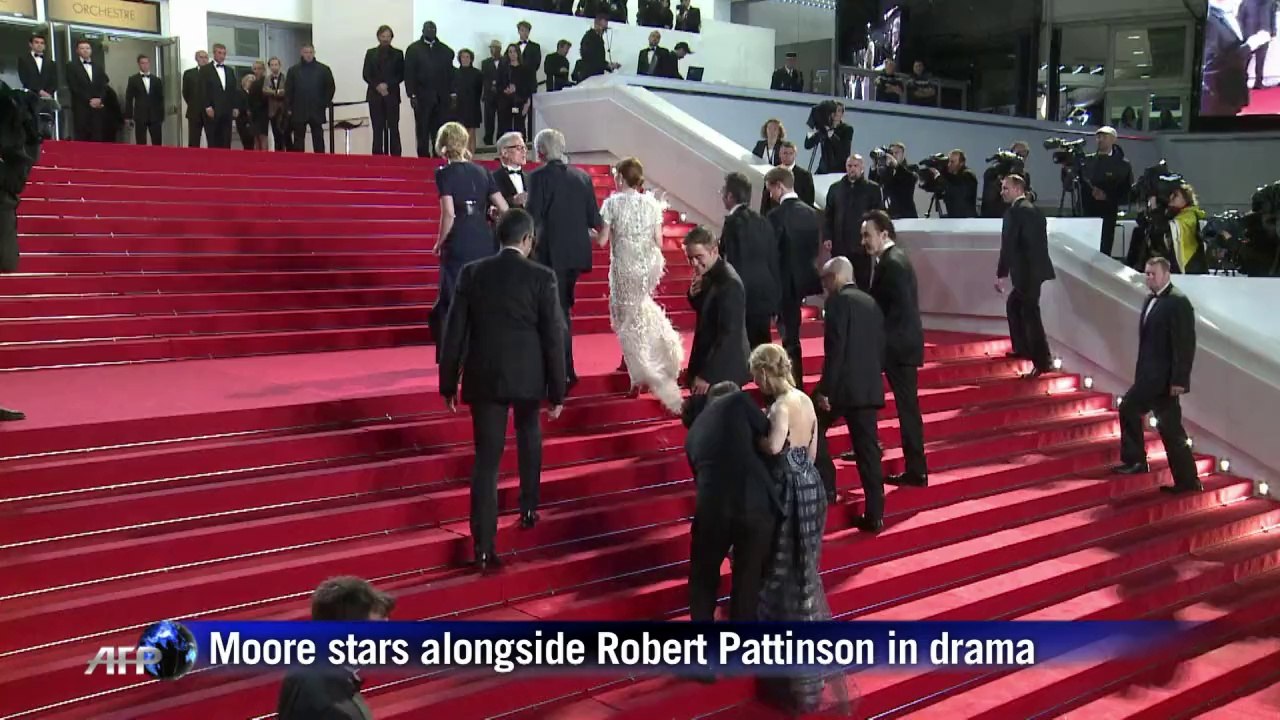 Julianne Moore wins Best Actress at Cannes