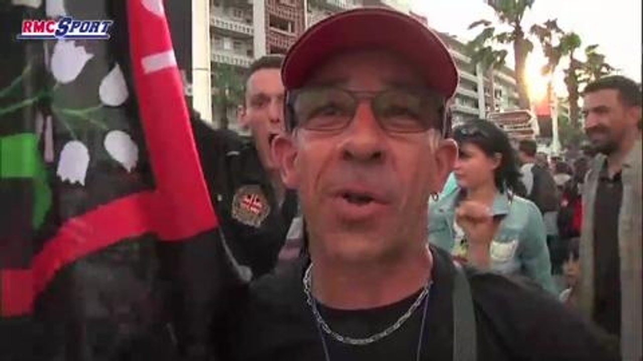 Rugby / Les supporters toulonnais savourent la victoire à la sortie du stade - 24/05