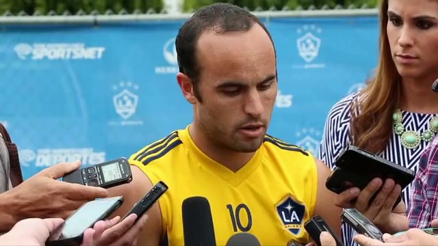 Donovan answers Klinsmann tweet