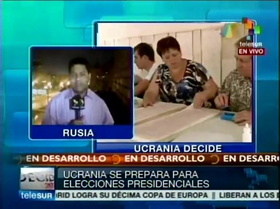 Crean ucranianos disidentes el Frente Unido del Sur; muere un repórter