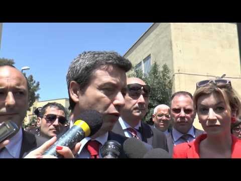 Napoli - La visita del ministro Orlando a Nisida (24.05.14)