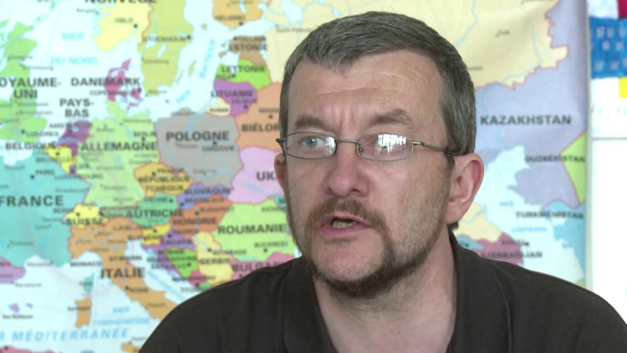 ماذا تعني مؤسسات اوروبا لتلاميذ المدرسة الابتدائية الفرنسية؟