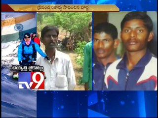 Two Andhra Pradesh teenagers conquer Mount Everest