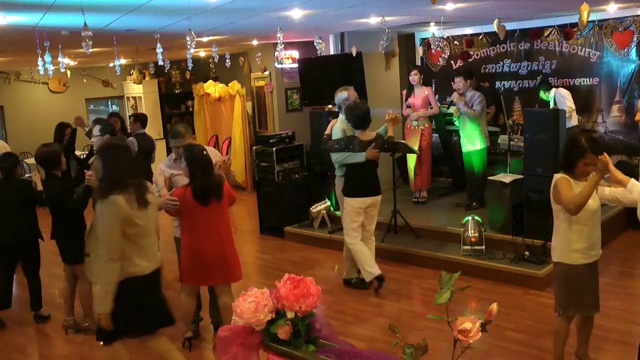 Soirée dansante khmer តារាកម្ពុជា