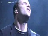 Muse - New Born (Live At Glastonbury 27th June 2004)