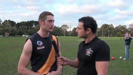 Kaş yaparken Göz Çıkartan baba