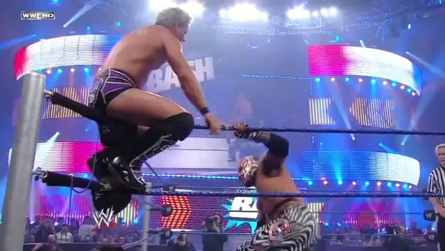 The Bash 2009 - Chris Jericho vs Rey Mysterio - Title vs Mask Match
