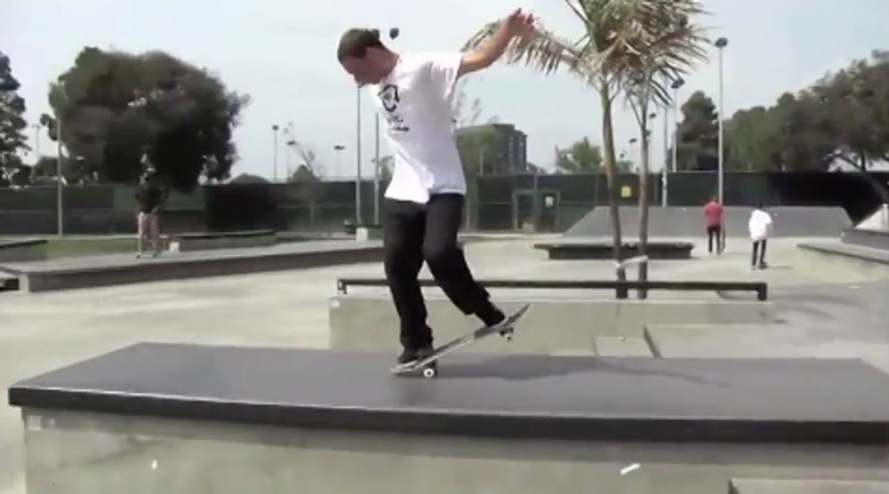 Amazing Bangin! at Westchester by Sewa Kroetkov - Skateboard