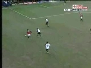 Ronaldinho VS Cristiano Ronaldo (1)