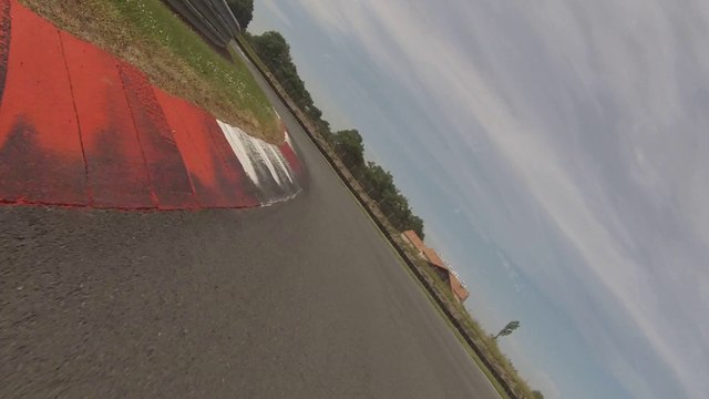 Journée Open du 19 05 14 Nico Vigeant 2ème session sur carénage avant 600 cbr rr