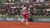 Federer Cruises Past Lacko