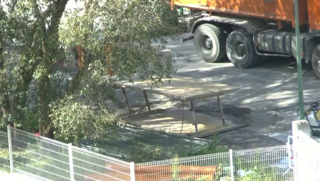 LES W-D.D. MICHOU FRIDAY NEWS - 18 AVRIL 2014 - SURVOL DES TRAVAUX DU STADE NAUTIQUE....