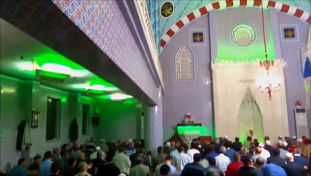 Ordu İl Müftüsü Mustafa KOLUKISAOĞLU Miraç kandilinde dua yapıyor.