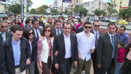 Colômbia terá segundo turno entre Santos e Zuluaga