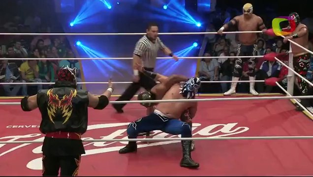 Gallo, Súper Halcón Jr., Tritón vs Arkángel de la Muerte, Sangre Azteca, Skándalo