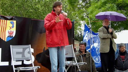 le professeur Hubert Montagnier invité des abolitionnistes de la corrida Arles partie 1/2 -  20/4/2014