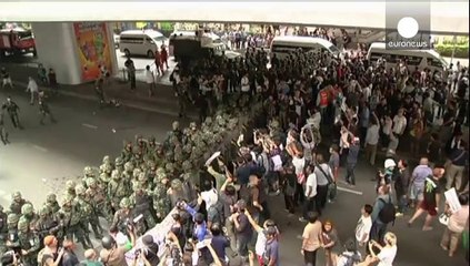 Thailand: King endorses leader of military coup