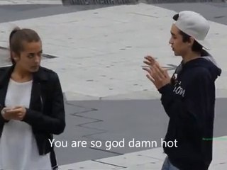 Un mec se prend pour un beau gosse et se mange une méchante gifle !