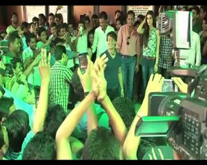 Tiger Kriti visit theatres to see audience response