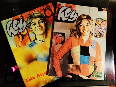 Esin Afşar- Zühtü 1976