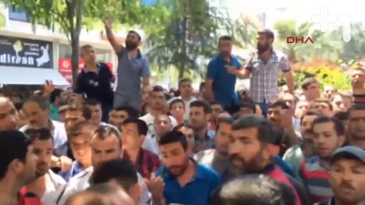 Soma'da işçiler sendikaya yürüdü