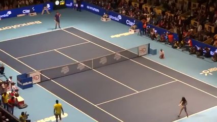 #روجر فيدرير في تحدي مع بنت