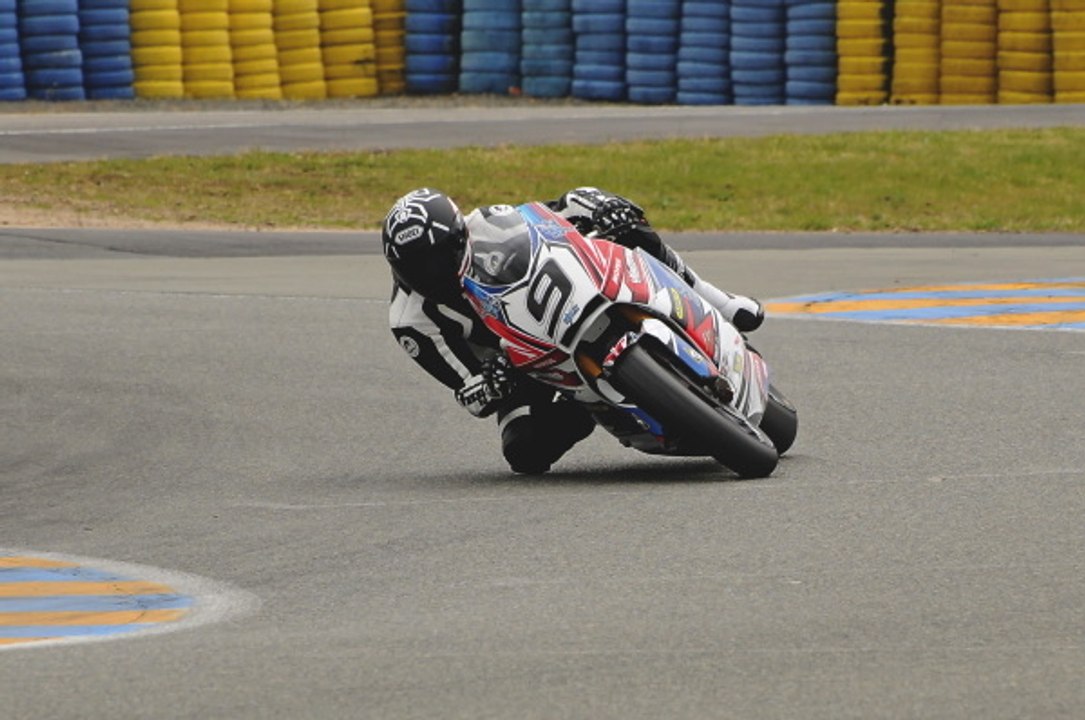 Devenir pilote d'un jour en Moto2