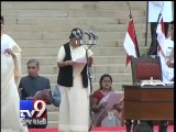 Sushma Swaraj takes oath as member of Modi Cabinet - Tv9 Gujarati
