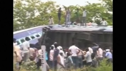 Train crash leaves at least 40 dead in India
