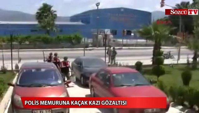 Polis gözaltına alındı