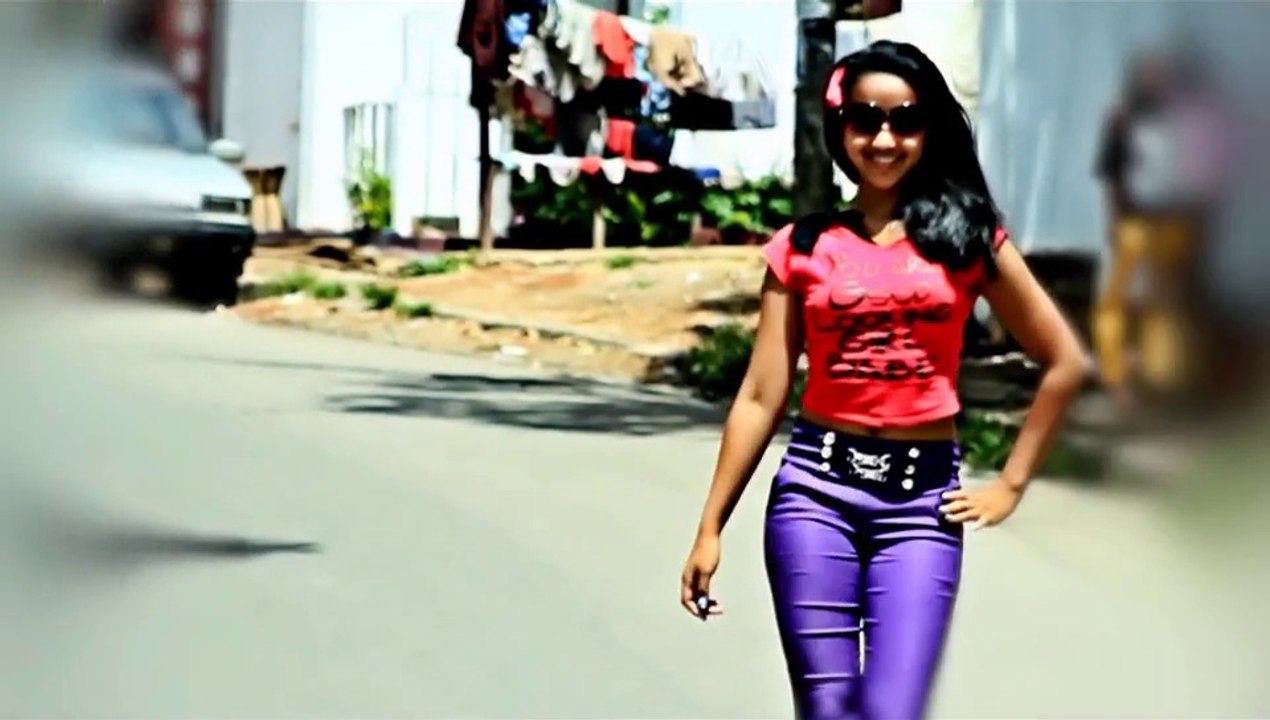 MC LYON  -  Tsy atakalo  (gasy - malagasy)