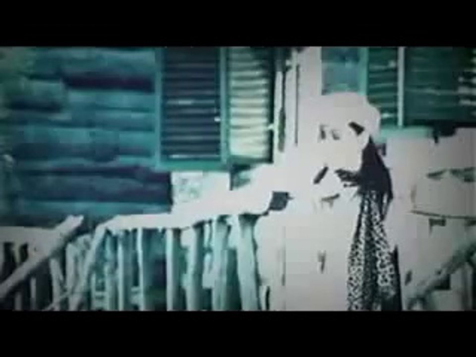 Ebru Gündes - Kaçak