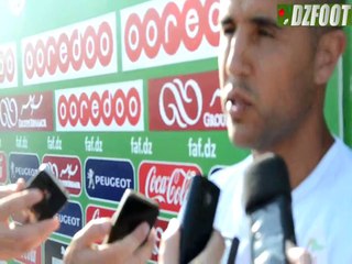 Madjid Bougherra en zone Mixte au CTN de Sidi Moussa