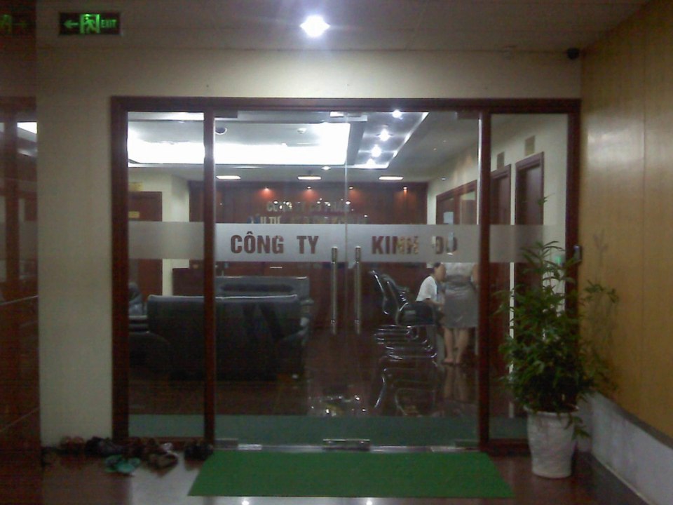 cửa kính thủy lực cho văn phòng, tòa nhà cao cấp, liên hệ 0904 654 816