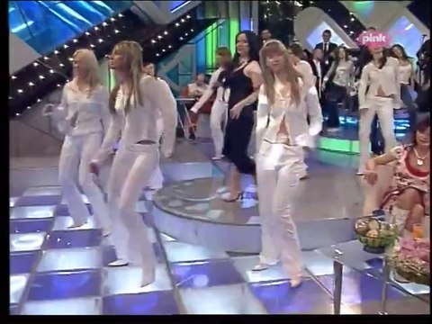 Maja Nikolic - Kad ti treba