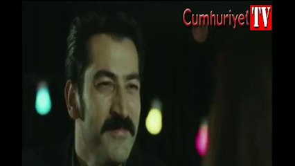 Bergüzar Korel şarkı söyledi