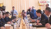 Dışişleri Bakanı Ahmet Davutoğlu, Rus Mevkidaşı Sergey Lavrov ile Görüşüyor