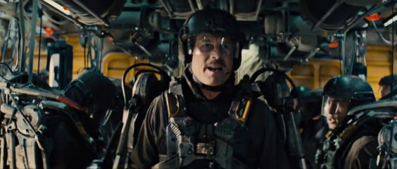 'Al filo del mañana' - Clip 1: Lánzate o muere (HD)