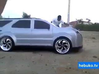 başkasının arabasını silersen olacağı bu! mutlaka izleyin, şaşırmanız garanti :)