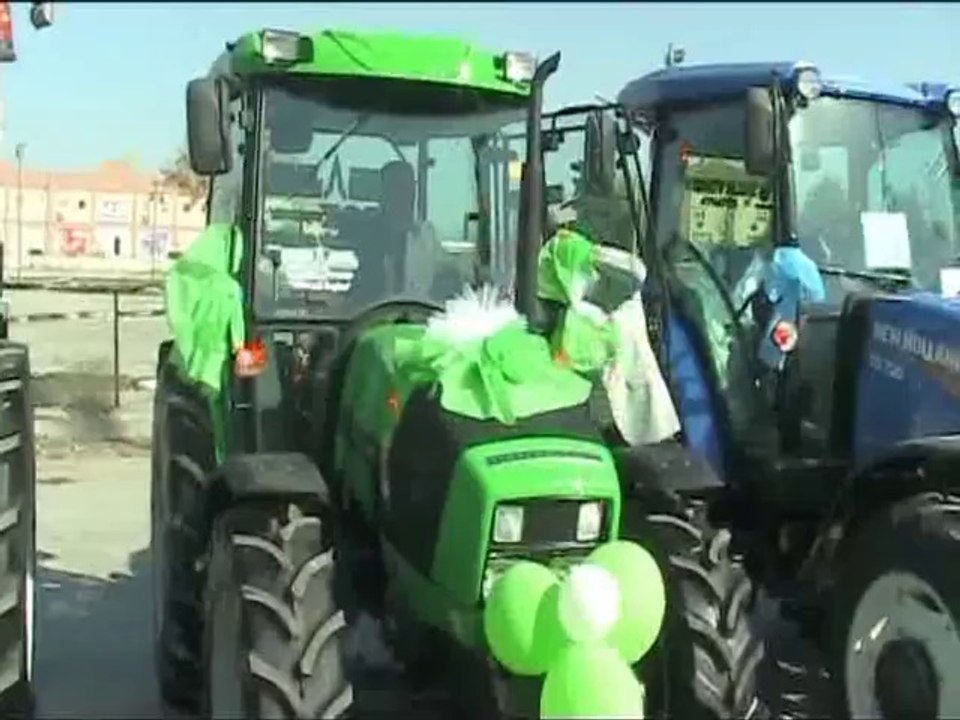 TÜRKİYE,TÜRKİYE OLALI  BÖYLE İSTİKLAL MARŞI DUYMADI !!!!!